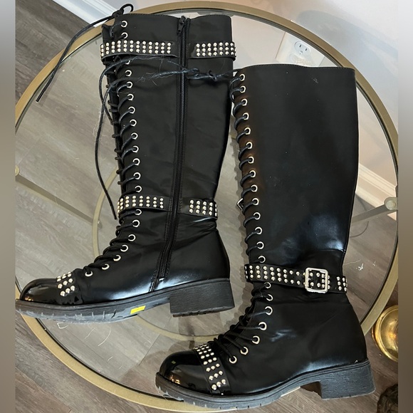 Dolls Kill Studded Zip Boot, Size 6 - Picture 3 of 3
